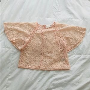 Flutter sleeve, lace crop top